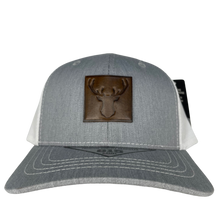 Load image into Gallery viewer, Elk JRz SnapBack Trucker
