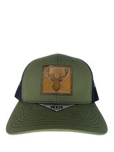 Load image into Gallery viewer, Elk SnapBack Trucker
